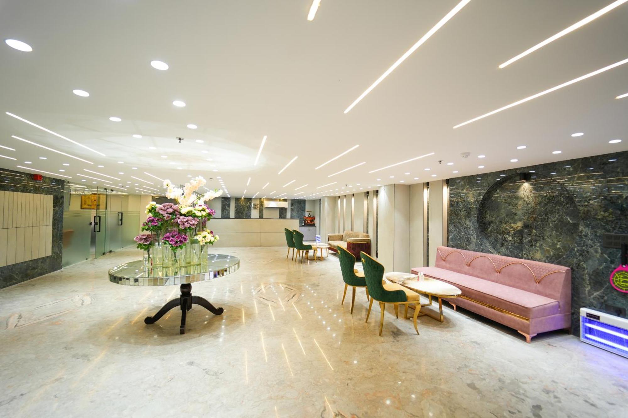 Clay Inn Hotels, Paschim Vihar Delhi  Exterior photo